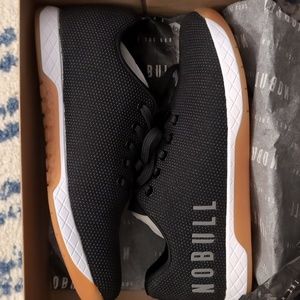 NOBULL Black White Gum Trainers M8.5/W10